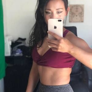 Meet your Posher, Adrienne